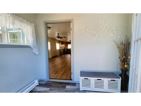 47638 Highway 58 Oakridge OR 97463