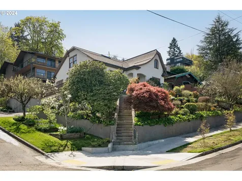 2808 Nw Raleigh Street Portland OR 97210