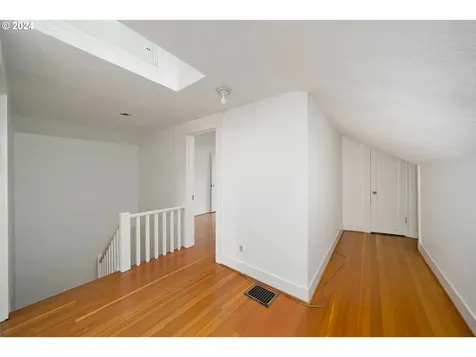 2808 Nw Raleigh Street Portland OR 97210