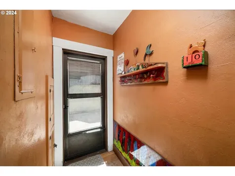 2808 Nw Raleigh Street Portland OR 97210