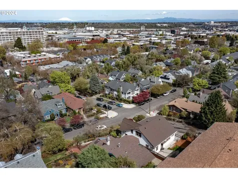 2808 Nw Raleigh Street Portland OR 97210