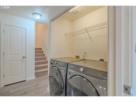 6011 Ne 34th Street Vancouver WA 98661