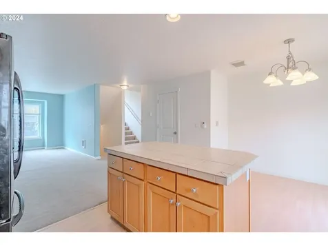 6011 Ne 34th Street Vancouver WA 98661