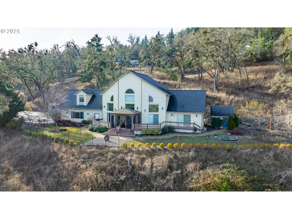 835 Jewel Drive Roseburg OR 97471