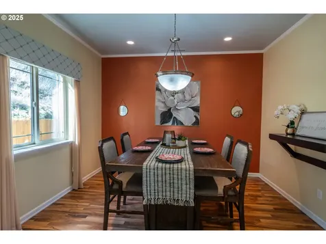 835 Jewel Drive Roseburg OR 97471
