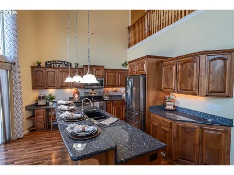 835 Jewel Drive Roseburg OR 97471