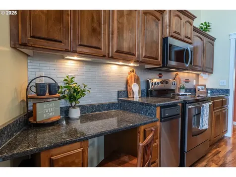 835 Jewel Drive Roseburg OR 97471