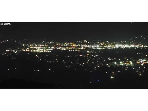 835 Jewel Drive Roseburg OR 97471