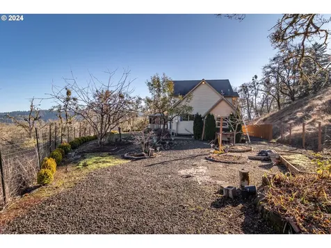 835 Jewel Drive Roseburg OR 97471