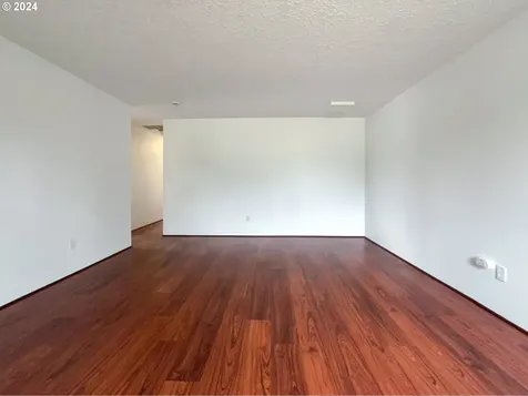 7522 Se Harney Street Portland OR 97206