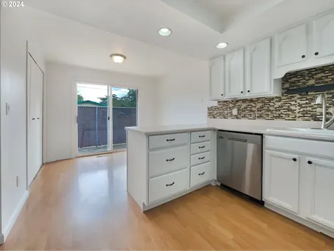 7522 Se Harney Street Portland OR 97206