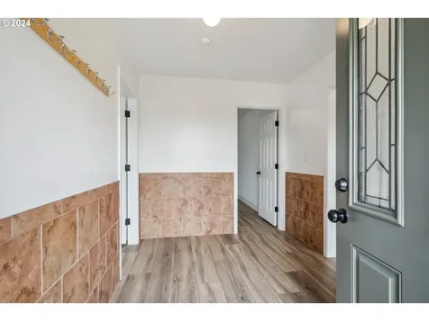 18908 NE 65th Street Vancouver WA 98682