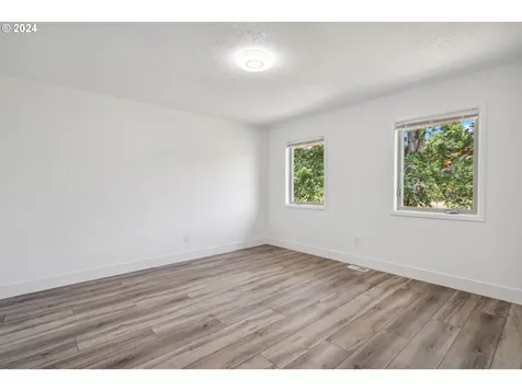 18908 NE 65th Street Vancouver WA 98682