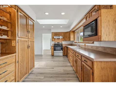 18908 NE 65th Street Vancouver WA 98682