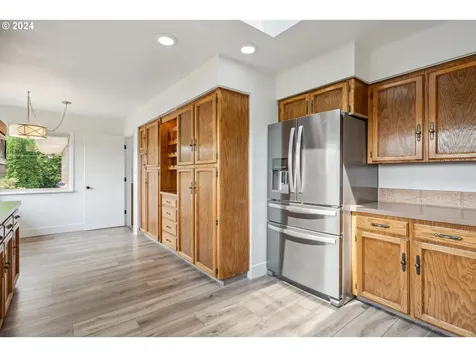 18908 NE 65th Street Vancouver WA 98682