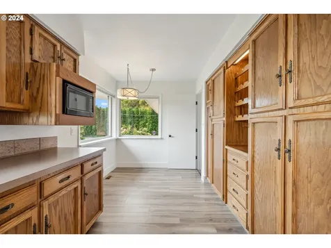 18908 NE 65th Street Vancouver WA 98682