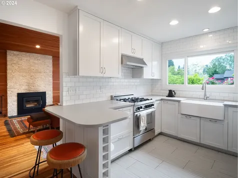 7462 N Alma Avenue Portland OR 97203