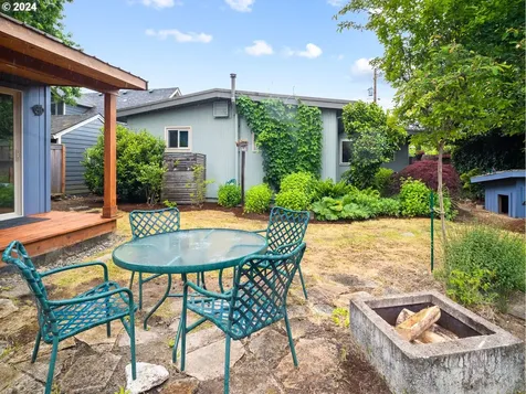 7462 N Alma Avenue Portland OR 97203