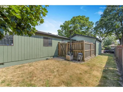 2603 NE Dekum Street Portland OR 97211