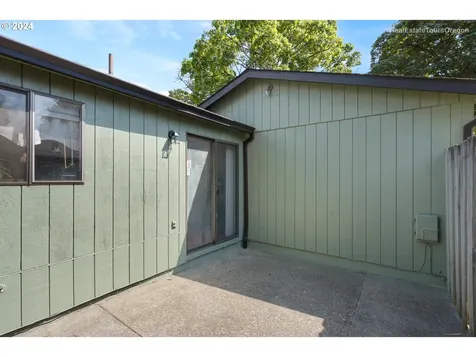 2603 NE Dekum Street Portland OR 97211