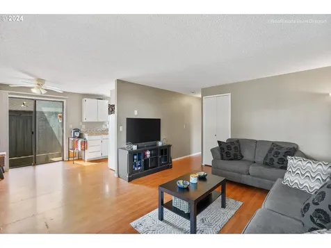 2603 NE Dekum Street Portland OR 97211