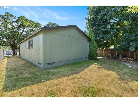 2603 NE Dekum Street Portland OR 97211