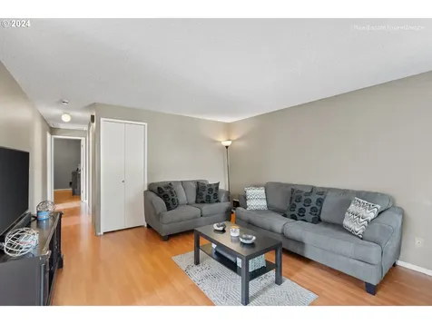 2603 NE Dekum Street Portland OR 97211