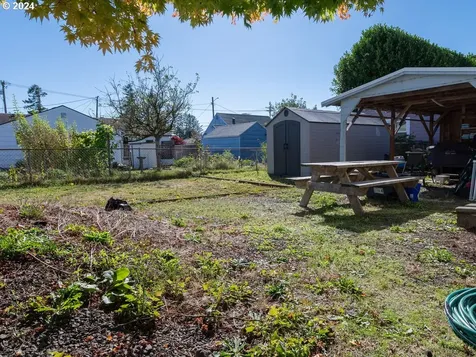 1515 5th Street Tillamook OR 97141