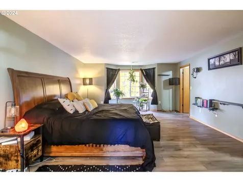 1209 NE 158th Avenue Vancouver WA 98684