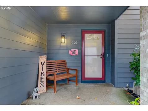 1209 NE 158th Avenue Vancouver WA 98684