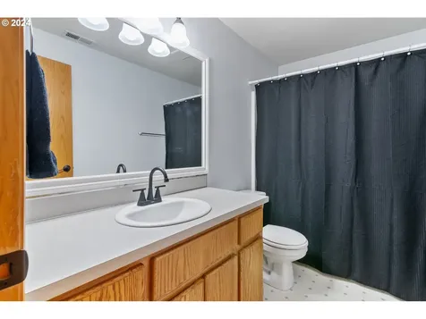 1209 NE 158th Avenue Vancouver WA 98684