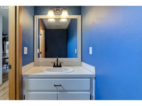 1209 NE 158th Avenue Vancouver WA 98684