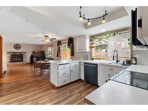 1209 NE 158th Avenue Vancouver WA 98684