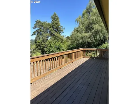 1507 17th Street Oregon City OR 97045