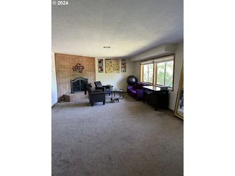 1507 17th Street Oregon City OR 97045