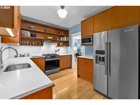 3821 Ne 7th Avenue Portland OR 97212