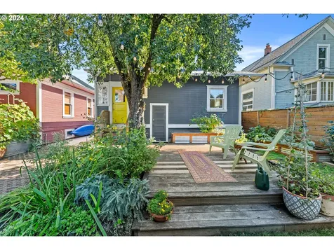 3821 Ne 7th Avenue Portland OR 97212