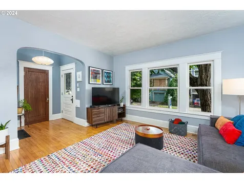 3821 Ne 7th Avenue Portland OR 97212