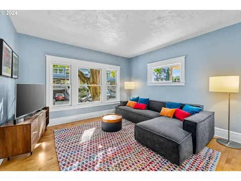 3821 Ne 7th Avenue Portland OR 97212