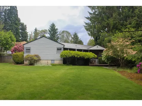 7250 SW Sylvan Court Portland OR 97225