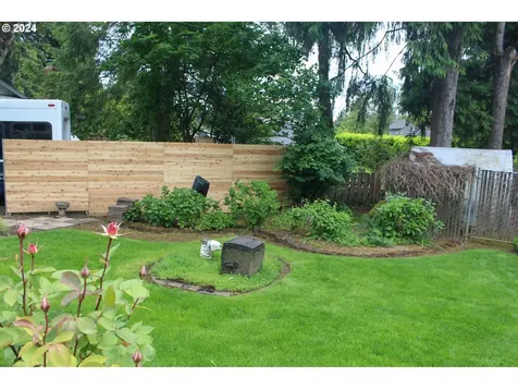 7250 SW Sylvan Court Portland OR 97225