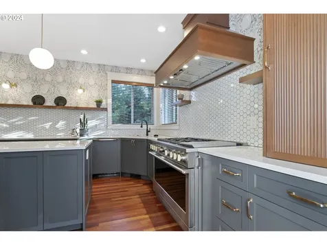 11108 Nw Eggers Court Portland OR 97229