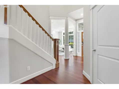11108 Nw Eggers Court Portland OR 97229