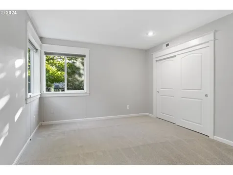 11108 Nw Eggers Court Portland OR 97229