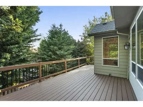11108 Nw Eggers Court Portland OR 97229
