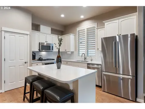 13242 SW Timara Lane Portland OR 97224