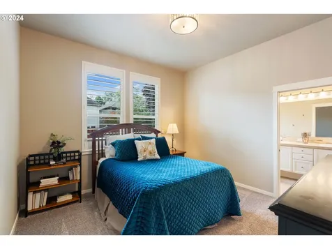 13242 SW Timara Lane Portland OR 97224