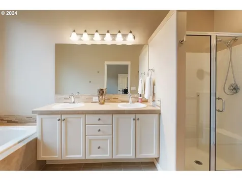 13242 SW Timara Lane Portland OR 97224