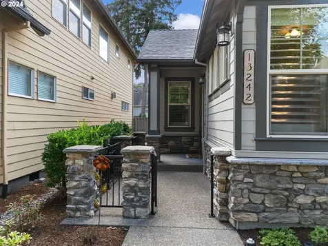 13242 SW Timara Lane Portland OR 97224