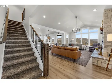 9705 NE 425th Street Woodland WA 98674